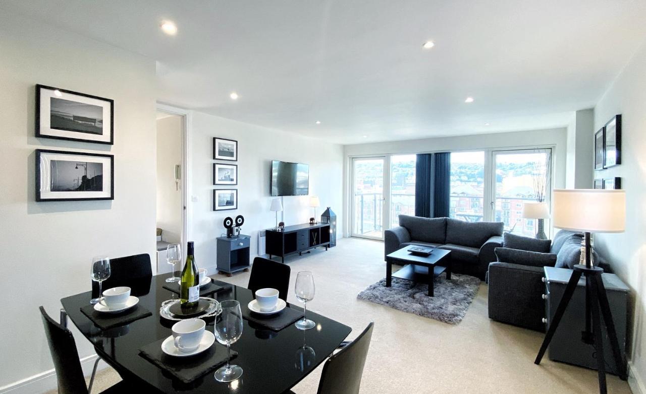 Artistic And Luxurious Apt With Sea View. Beach Side Swansea Buitenkant foto