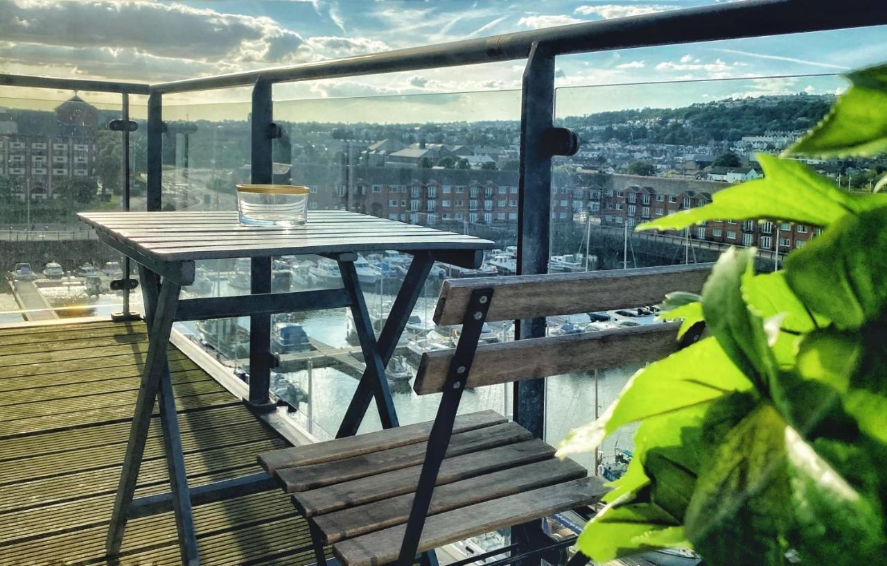 Artistic And Luxurious Apt With Sea View. Beach Side Swansea Buitenkant foto